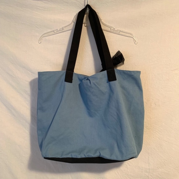 Claire's Blue Skull Tote Bag With Black Bow - Picture 5 of 10